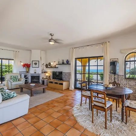 Casa Do Mar & Country Algarve Villa Lagoa (Algarve)